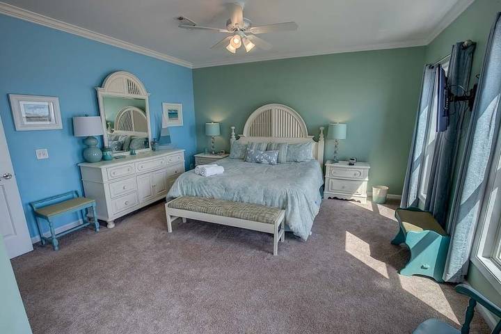 Ferienhaus für 19 Personen, mit Balkon und Whirlpool in Virginia Beach