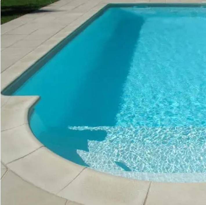 Hôtel pour 3 personnes, avec piscine et terrasse