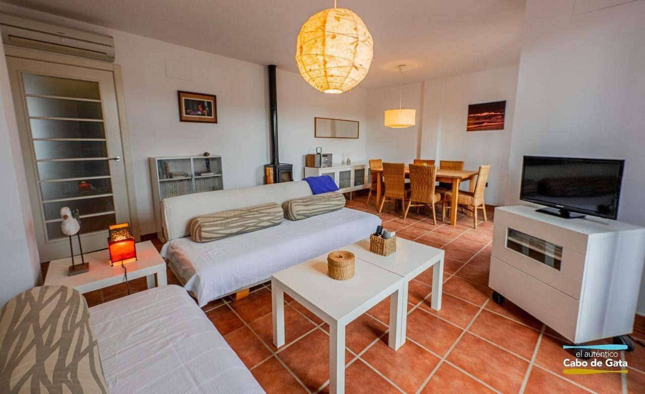 Apartamento entero, Two-Bedroom Apartment in Playa del Peñón Blanco (Níjar), Níjar