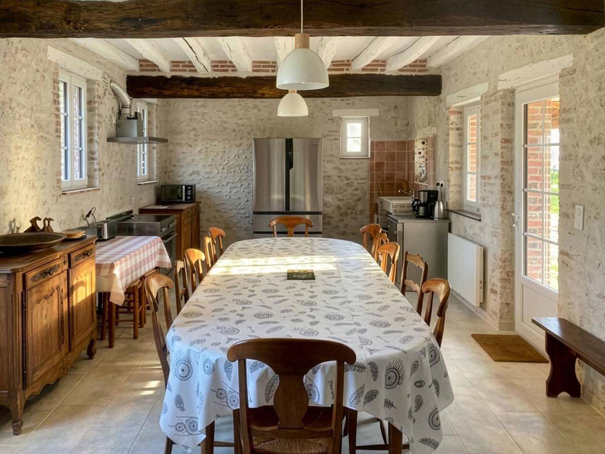 Five-Bedroom House in Lailly-en-Val, Sologne