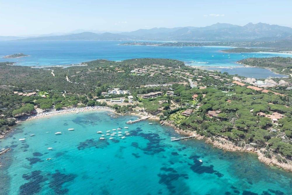 Villa Farfalla azzurra 4 beds a few steps from the beach in Capo Coda Cavallo, San Teodoro