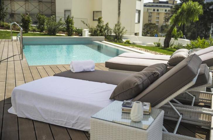 Gîte pour 3 personnes, avec jardin et piscine à Estoril - 4