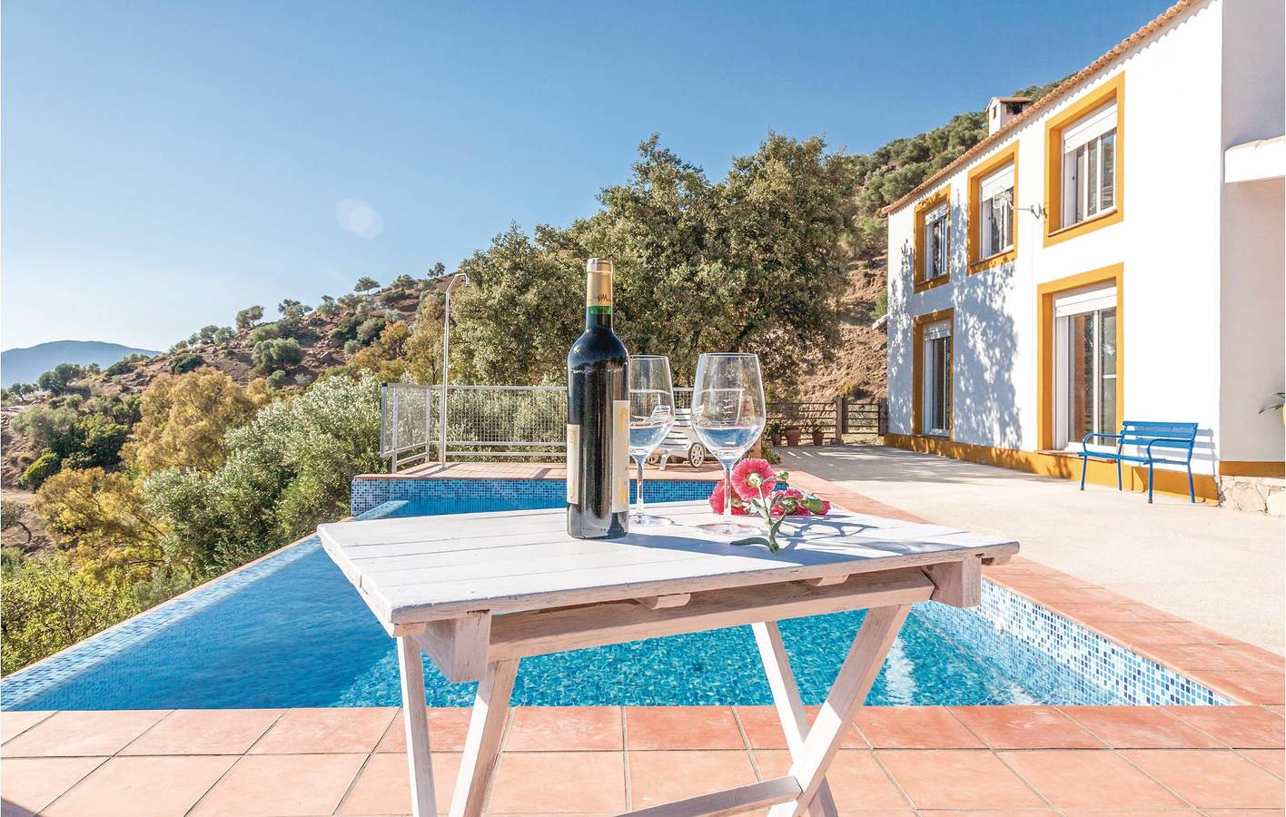 Appartement met terras aan het zwembad - 2km naar El Gastor in El Gastor, Pueblos Blancos