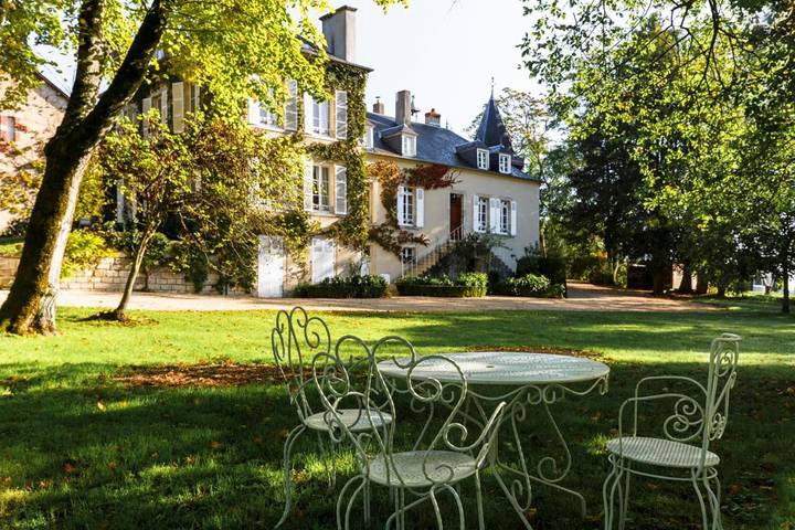 Location de vacances pour 3 personnes, avec piscine et jardin à Berry-Bouy - 2