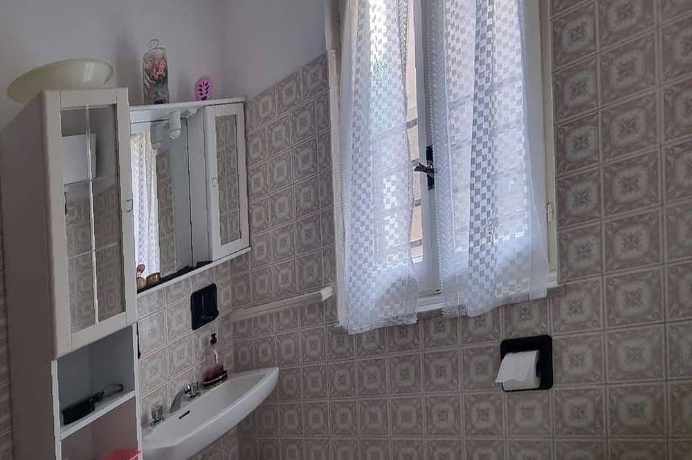 Ganze Wohnung, La Casa Di Edy Eine Unterkunft in den ligurischen Bergen in Prato Sopralacroce, Borzonasca