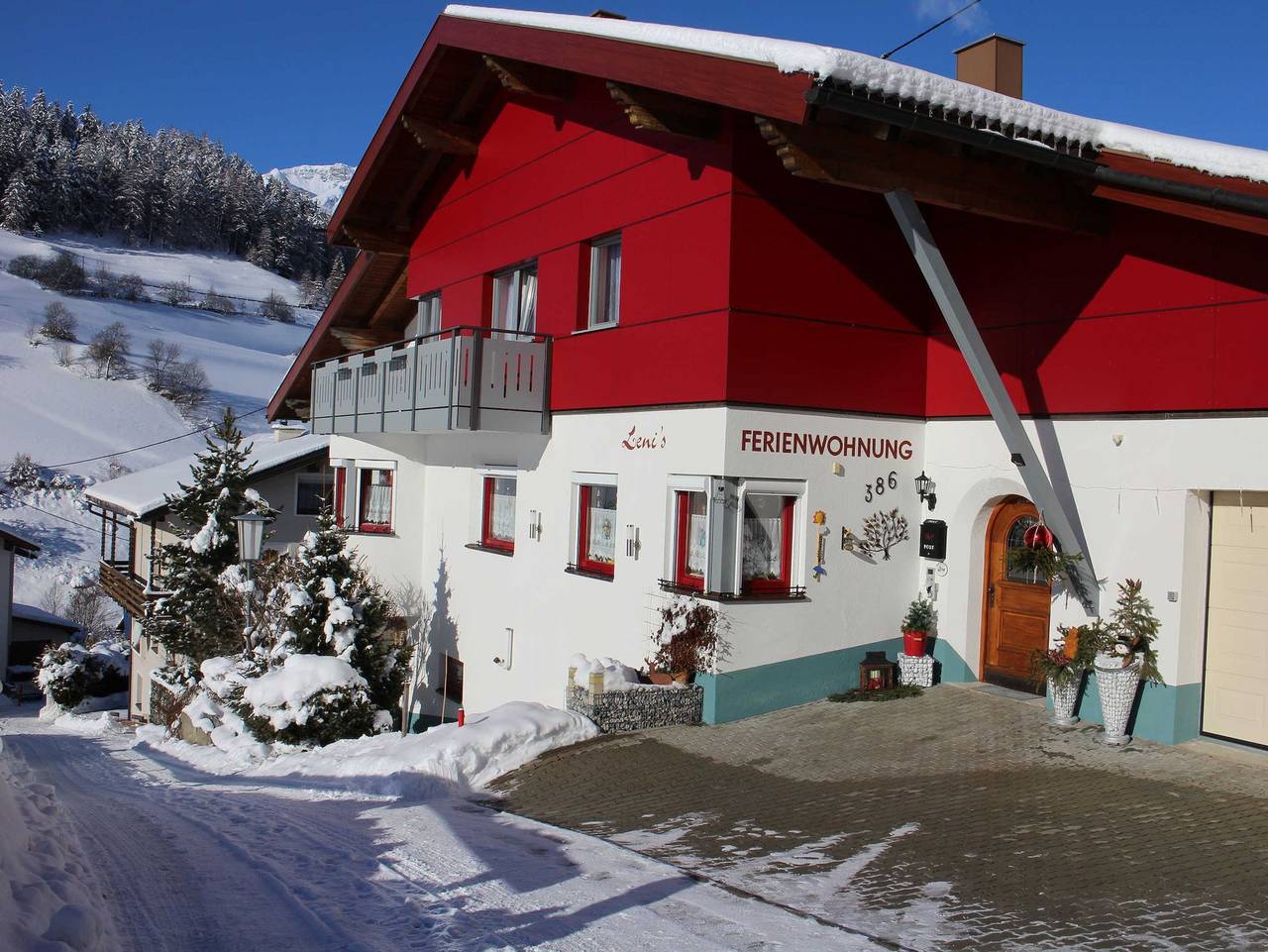 Ganze Wohnung, Apart Haus Leni`s - Ferienwohung 1 - Bergkastelblick in Nauderer Berge, Nauders