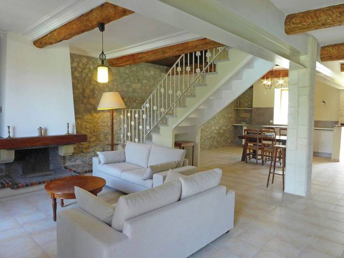 Cozy Holiday Home in Montbrun-des-Corbières with Pool in Montbrun-des-Corbières, Région de Narbonne