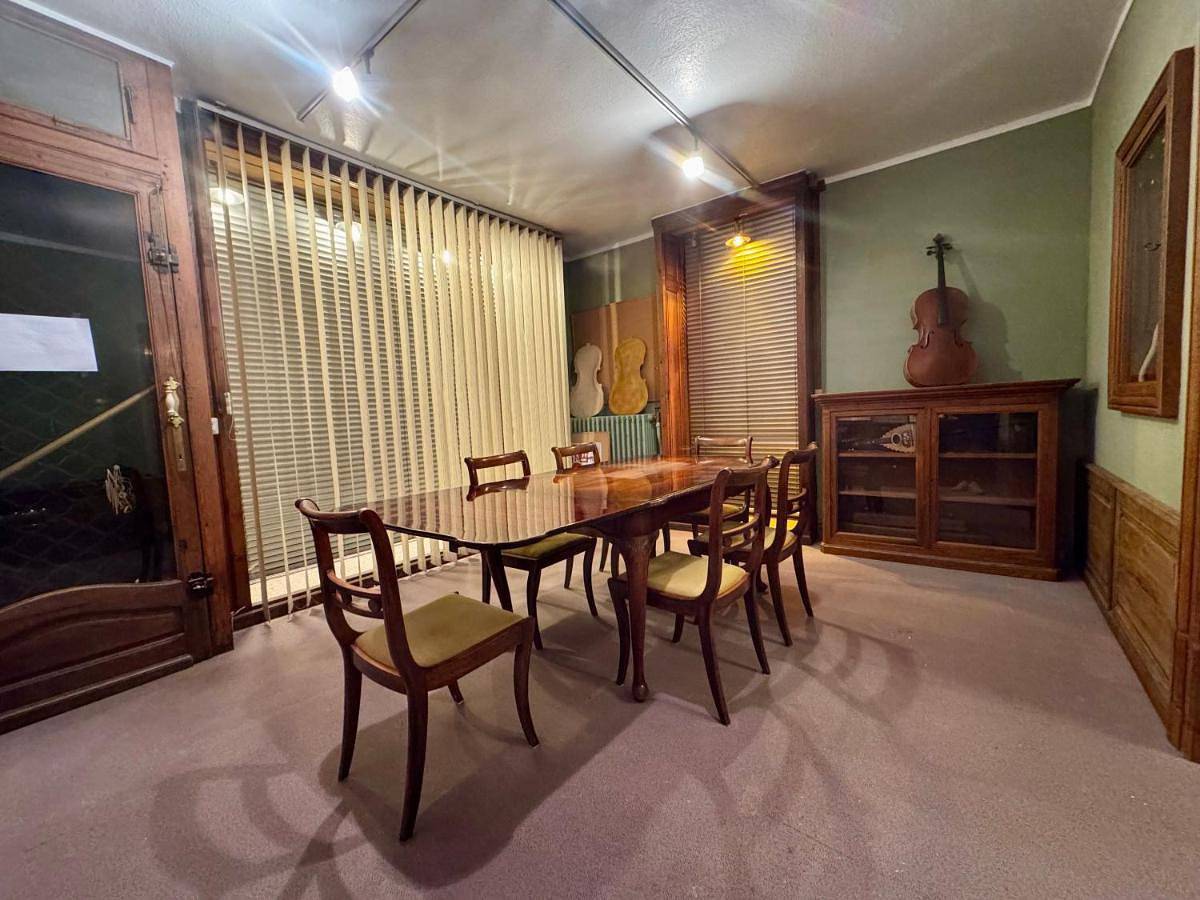 Appartement entier, Two-Bedroom Apartment in Mirecourt, Neufchâteau