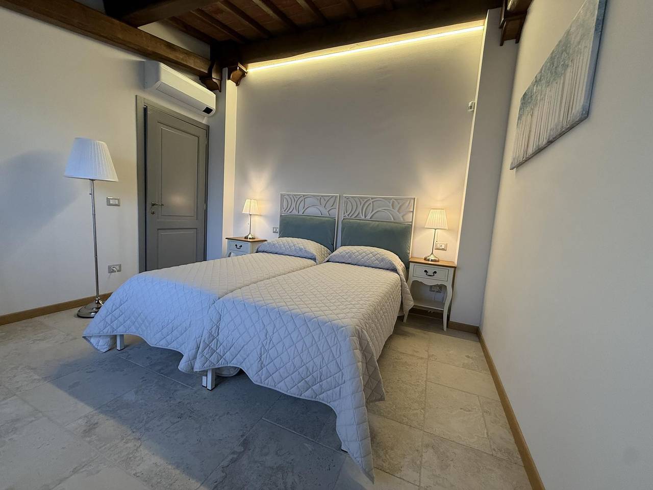 Ampia casa vacanze con piscina condivisa a Poppi in Poppi, Casentino
