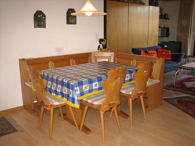 Entire holiday apartment, Via Nova 34 - 2.5 room apartment in Flims-Dorf, Flims