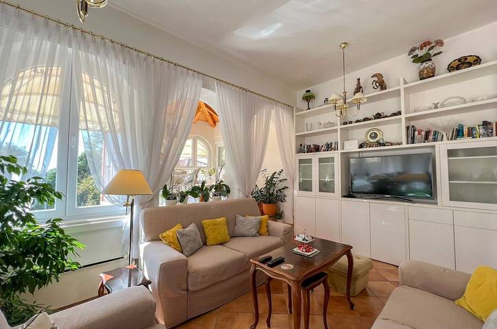 Villa pour 6 personnes, avec Piscine à Srebreno - 3