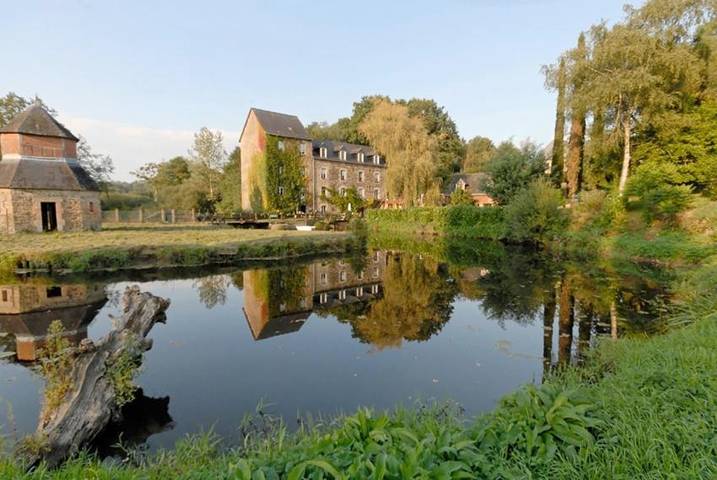 Location de vacances pour 4 personnes, avec Terrasse ainsi que Jardin et Vue à Bohal