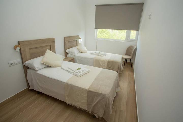 Apartahotel para 5 personas, con terraza, Se admiten mascotas en Rias Baixas