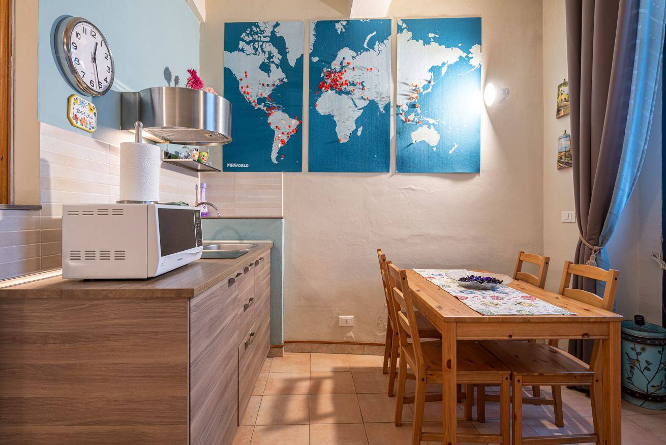 Entire apartment, Guesthost - Porta Romana & Boboli Suite  in Florence city center, Florence