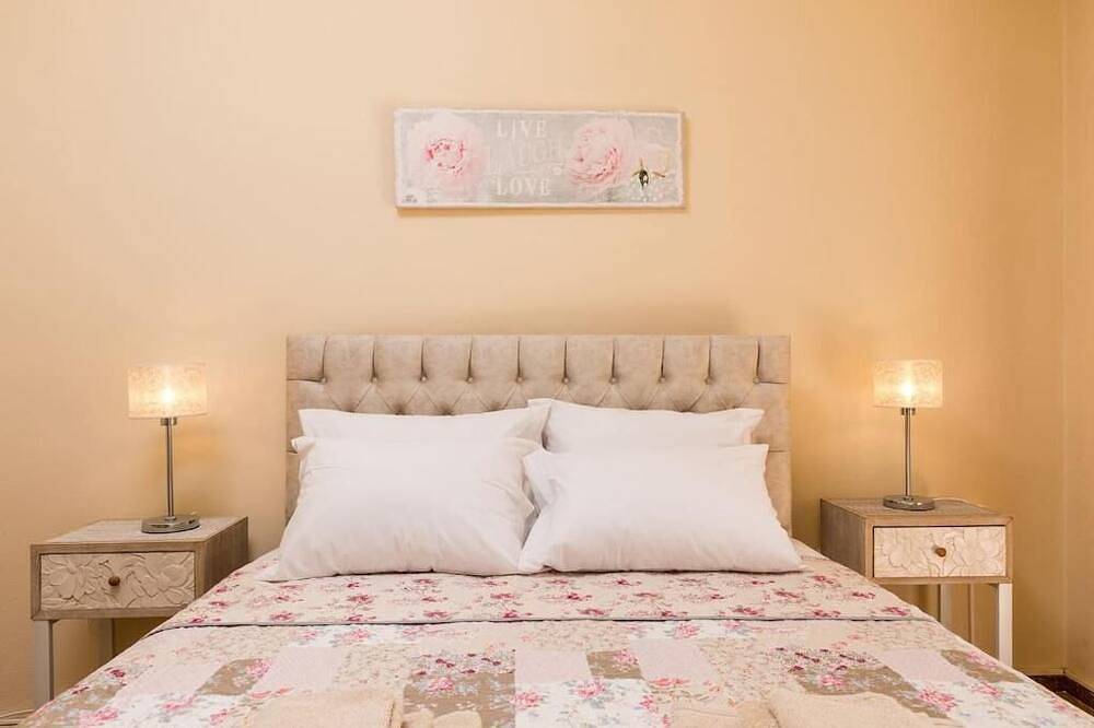 Appartamento intero, Apartment Margreco in Corfu Town in Corfù (città), Corfù