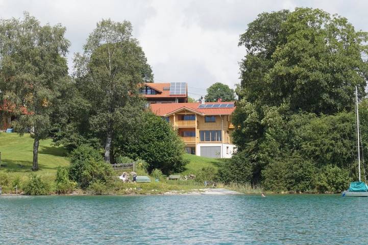 Chalet für 3 Personen, mit Ausblick und Sauna sowie Seeblick und Garten am Forggensee - 2