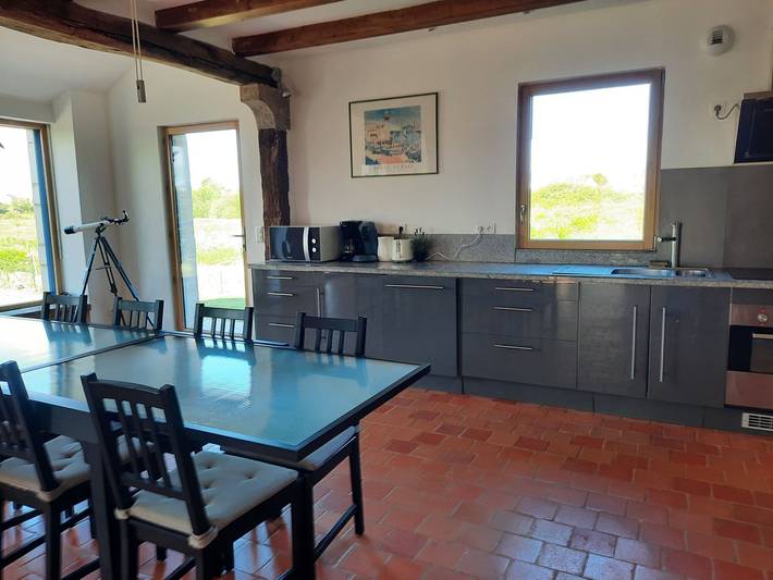 Location de vacances pour 6 personnes, avec jardin dans Kerhillio - 4