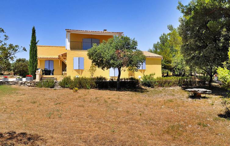 Location de vacances pour 10 personnes, avec terrasse, animaux acceptés à Cabrières-d'Avignon - 2