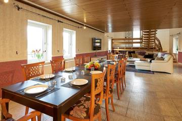 Ferienhaus für 15 Personen, mit Terrasse, kinderfreundlich an der Mosel