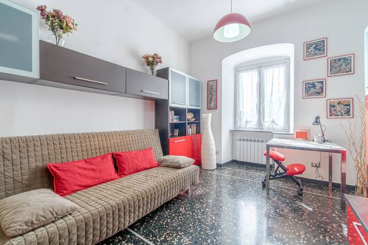 Apartamento entero, GuestHost - Villa Gruber Modern Flat in Génova (Ciudad), Génova