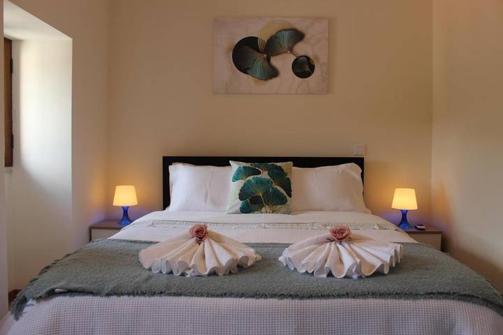 Location de vacances pour 4 personnes, avec vue et jardin, animaux acceptés dans Sistelo - 3