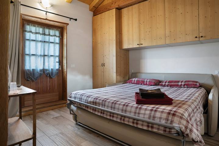 Ferienwohnung für 3 Personen, mit Balkon in den Dolomiten - 2