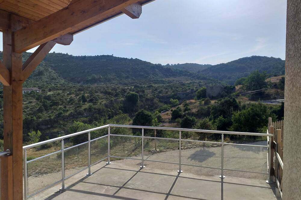 We all want to go to the Ardèche! It's great! in Gras, Privas (arrondissement)