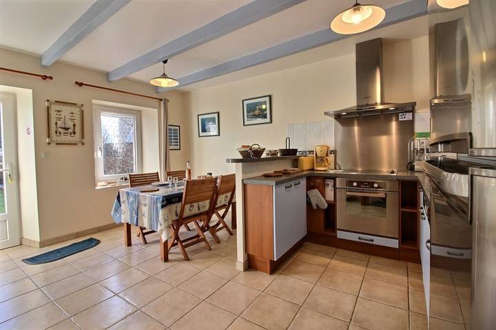 Gîte pour 4 personnes, avec jardin dans Île-Grande - 4