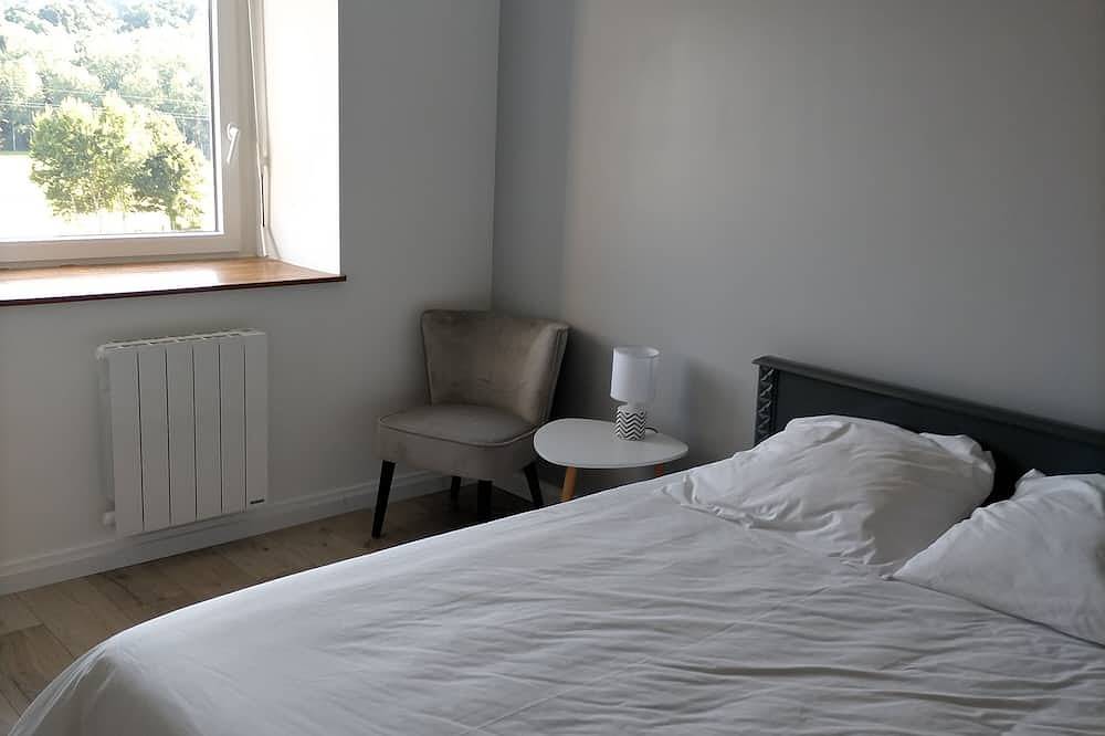 Gite Familial classé gite de france _ Idéal Pour 11 Personnes_ Nature-détente in Saint-Mars-sur-Colmont, Mayenne