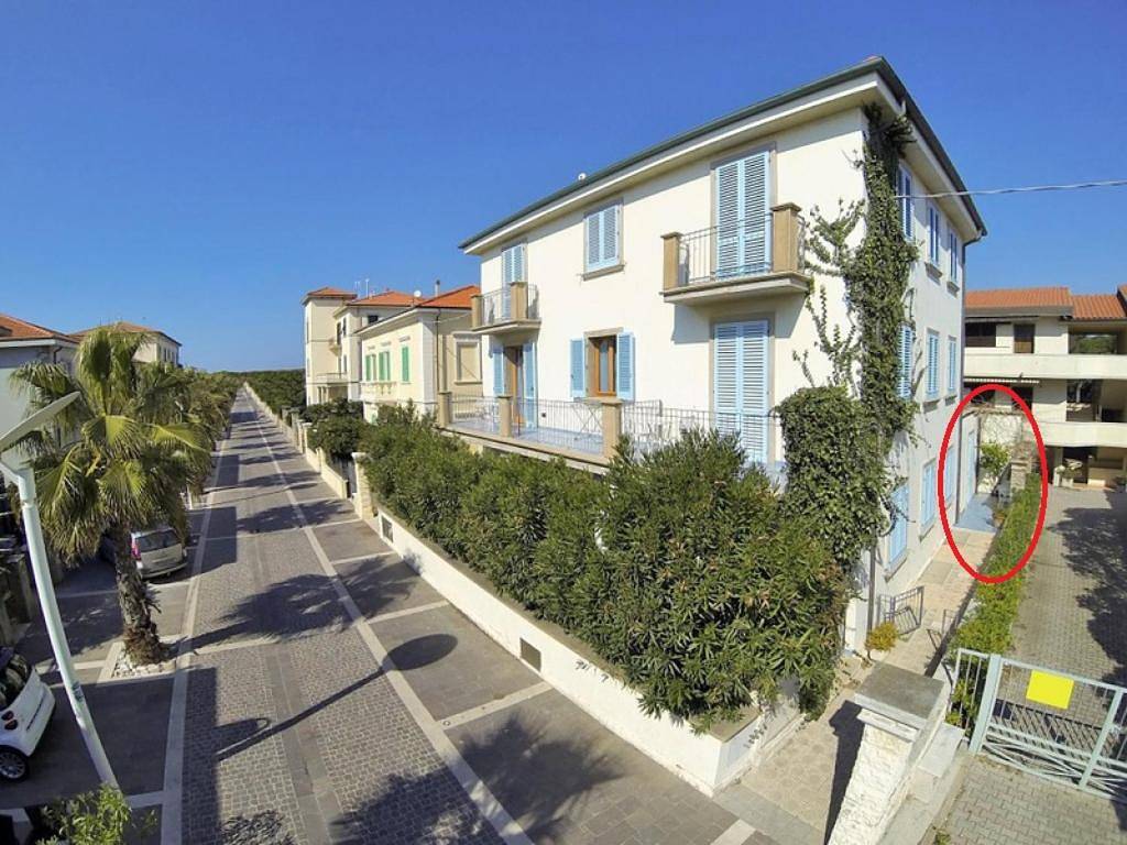 Miramare Suite in Marina di Cecina, Cecina