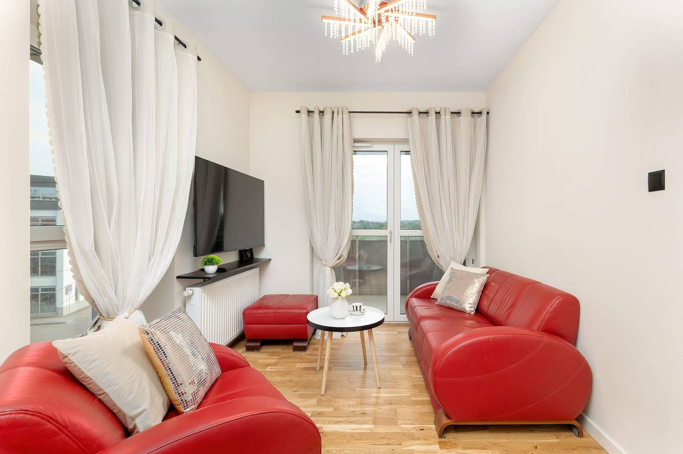 Ganze Wohnung, A Unique Apartment with a Loggie | A Stay in the City Centre |  Close to the River in Rzeszów, Karpatenvorland