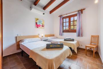 Villa in Pollença, Serra de Tramuntana für 4 