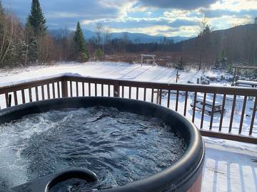 Vacation Home for 17 Guests in Carroll, White Mountain National Forest, Picture 2