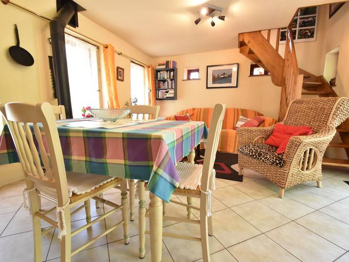 Ferienhaus in Onlay mit Terrassenblick in Onlay, Naturpark Morvan