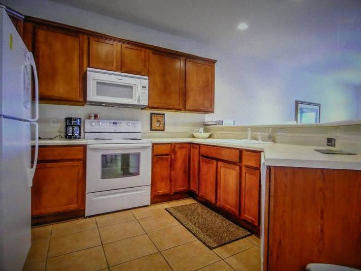 Vacation rental for 8 people, with pool and balcony as well as hot tub in Osage Beach