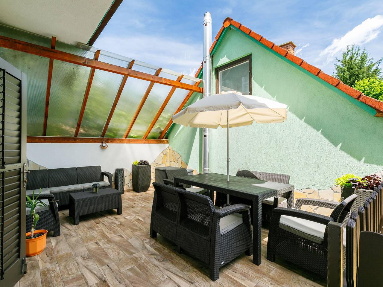 Ganze Wohnung, May in Balatonlelle, Plattensee Südufer
