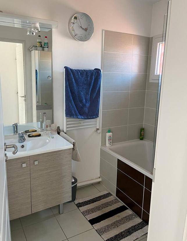 Location de vacances pour 6 personnes, avec jardin ainsi que jacuzzi et terrasse à Saint-Cannat - 3