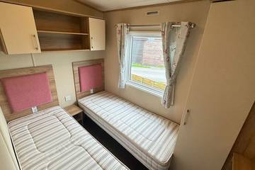 Bungalow for 6 People in Berrow (Somerset), Somerset, Photo 2
