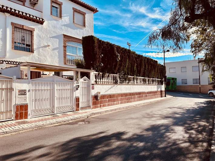 Apartamento rural para 3 personas, con terraza y jardín, Se admiten mascotas en La Zubia - 3