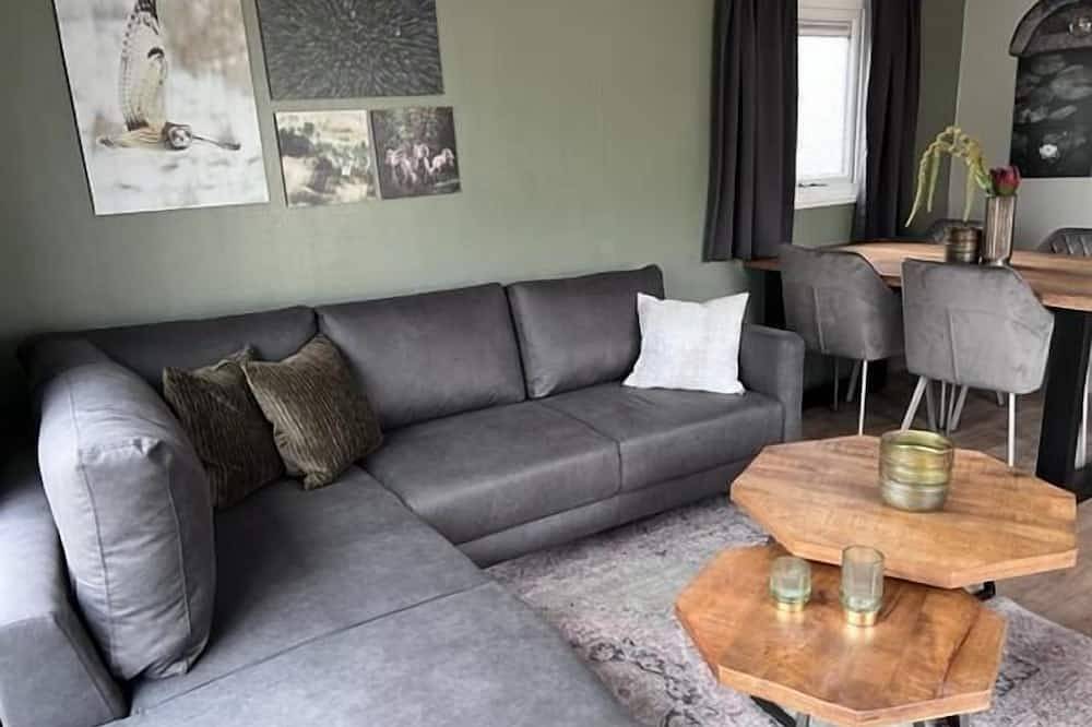 Chalet mit 2 Schlafzimmern und Terrasse in Nordholland