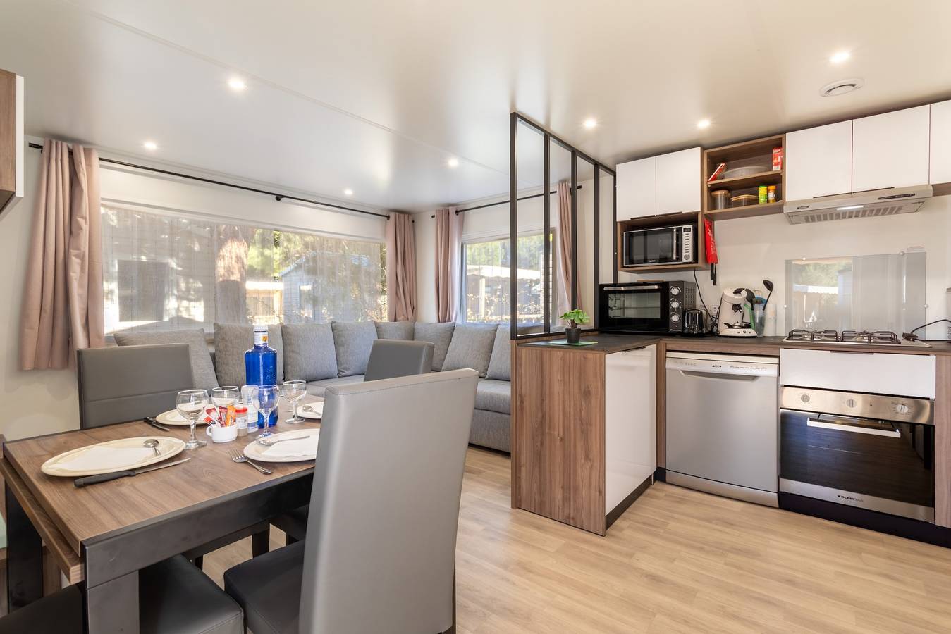 Mobilehome Soleia Front Mer Mar Estang Siblu Village 4X Clim 7 pers parking privé accès direct plage in Canet-en-Roussillon, Côte méditerranéenne (France)
