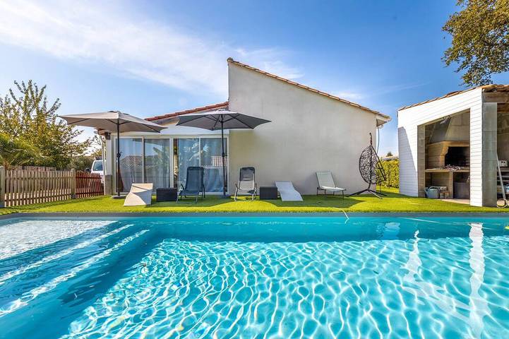Maison de vacances pour 4 personnes, avec jardin et piscine