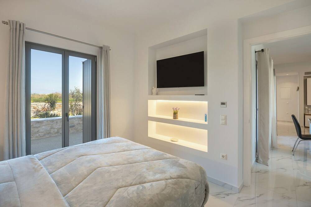 Cozy Haven -Island Living Paros in Parasporos, Paros