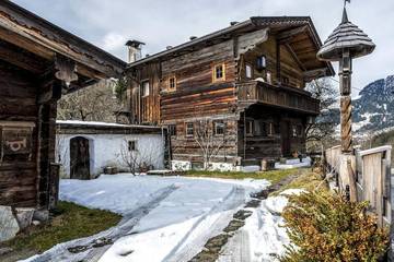 Chalet für 5 Personen, mit Garten und Balkon sowie Pool in Alpbach