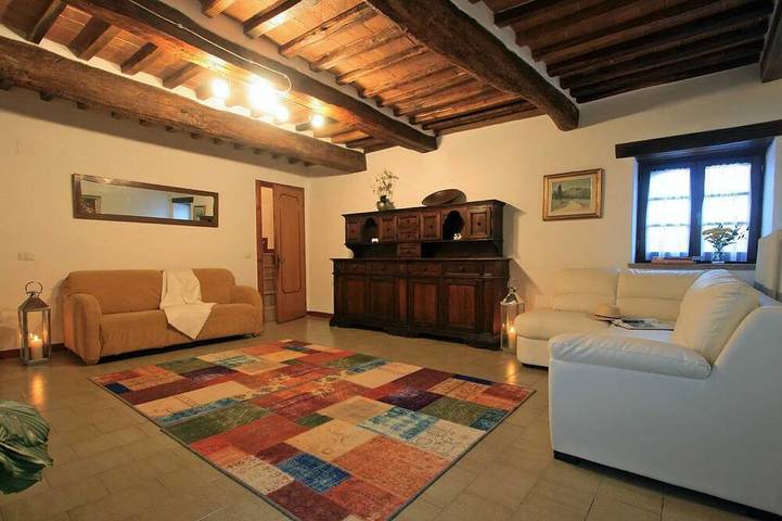 Cozy Tuscany farmhouse private pool up to 12 pax in Radicondoli, Siena e dintorni