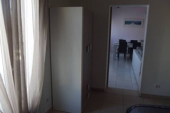 Location de vacances pour 4 personnes, avec terrasse ainsi que jardin et piscine à Cournonterral - 3