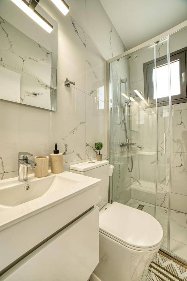 Ferienwohnung für 2 Personen, mit Terrasse und Ausblick in Paphos - 3