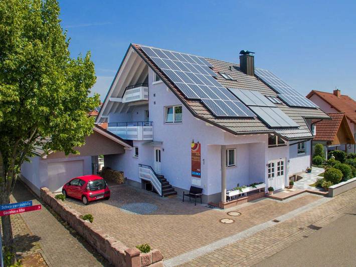 Ferienwohnung für 6 Personen, mit Garten in Rust