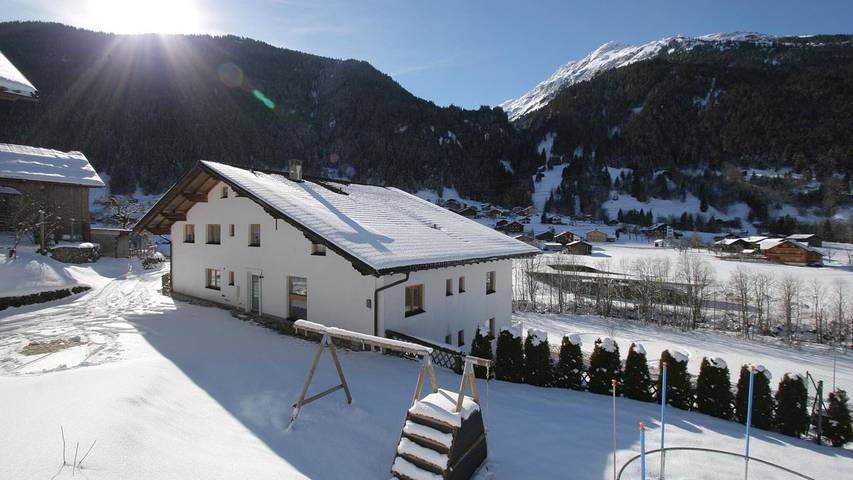 Ferienwohnung für 2 Personen, mit Sauna und Garten in Gaschurn