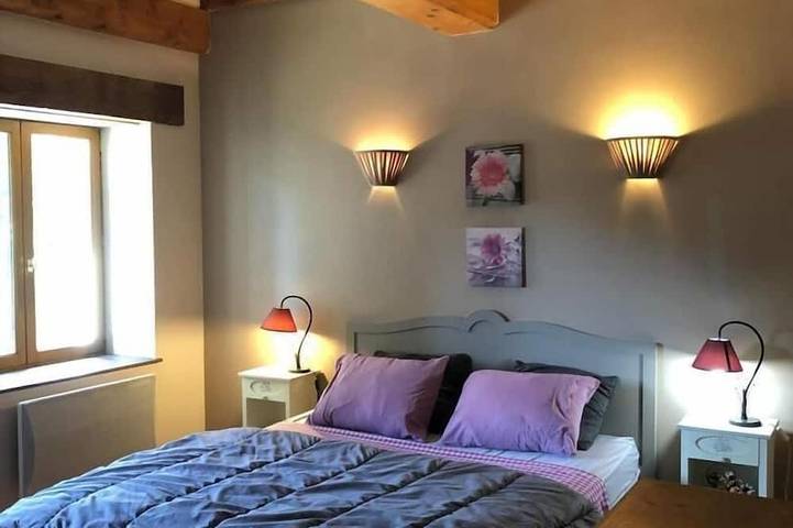 Location de vacances pour 6 personnes, avec jardin à Lux - 2